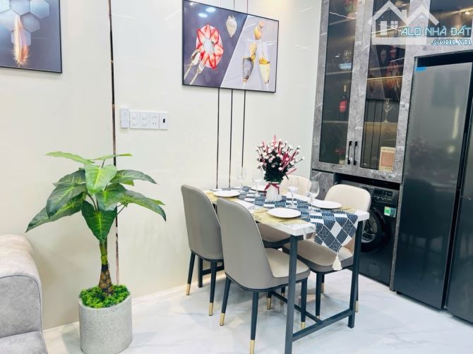 Bán Nhà Gò Vấp - Ngay Chợ Gò Vấp - 2 Tầng - 40m2 - Full Nội Thất - Nhỉnh 4 tỷ - 1