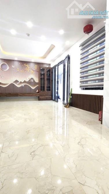 1️⃣ Nhà Mới Đẹp – Kinh Doanh 40tr/tháng – Minh Khai, HBT – 61m² – MT 7.6m – 10.95 Tỷ - 1