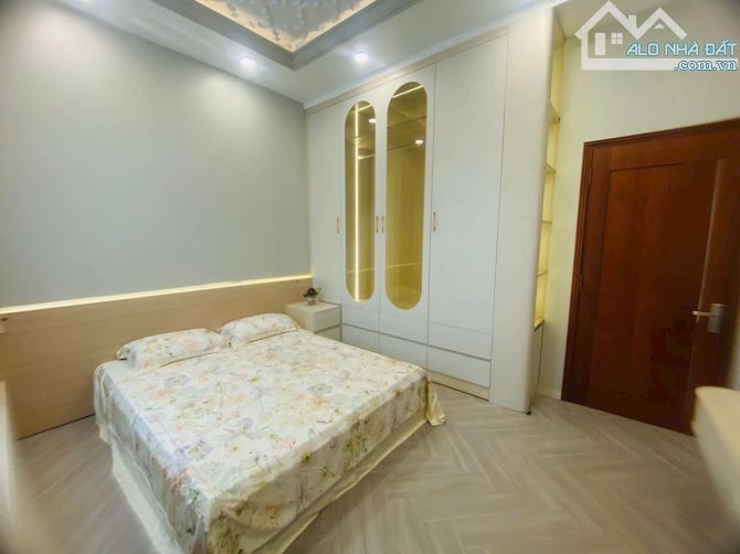 NHÀ QUẬN 7 –HXH 6M – GẦN MT HUỲNH TẤN PHÁT,50M,4 TẦNG ,5.x TỶ(TL MẠNH) - 1