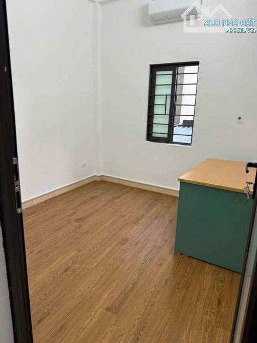 Bán gấp nhà Kim Giang 40m2, 4 tầng, chỉ 5.9 tỷ, giá tốt, chủ cần bán gấp. - 1