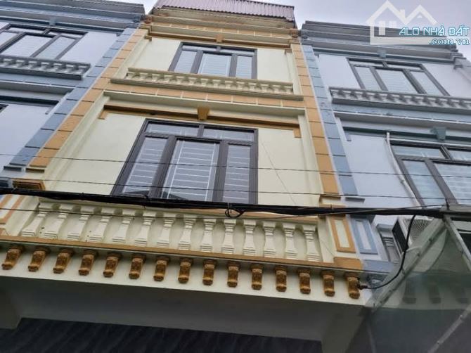 Gấp, bán nhà ngõ 36 Dịch Vọng, quận Cầu Giấy, DT: 43m2x6T, giá: 12.5 tỷ - 1