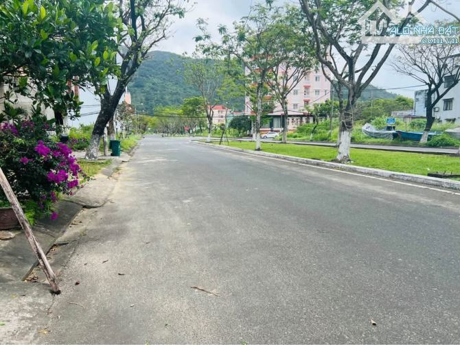 🔥 BAY TRONG 3 NGÀY: NGỘP BANK 145m2 ngang 10m Phạm Vấn, 400m ra Biển Sơn Trà -GIÁ 7,9 TỶ - 2