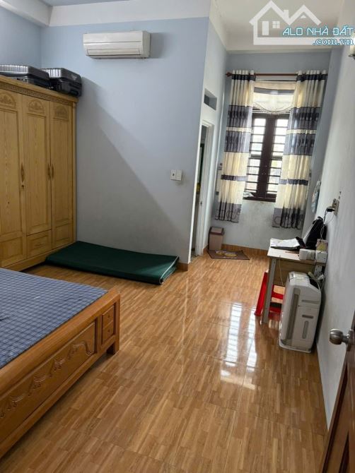 💥1 xẹt Bùi Văn Ngữ- HT- Q.12👉Ngay Chợ Đông Quang- hxt né nhau- 3 tầng -88m2- Chỉ 5 tỷ - 2