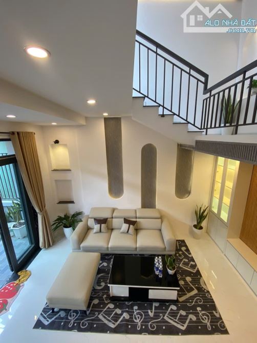 🔥 HIẾM ĐẸP: Nhà 2 Tầng 3 Mặt kiệt Lê Đình Lý, Hải Châu - 70m2 ngang 6m sổ đẹp - GIÁ 3,55 - 2