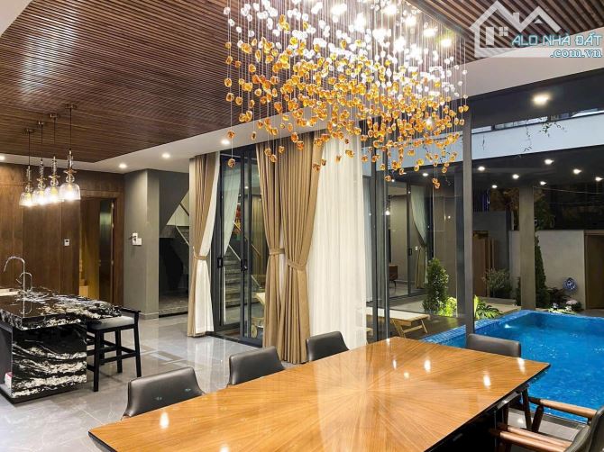Bán căn VILLA có hồ bơi ngay sát sông, cạnh Lãnh sự quán Trung Quốc. Khu Nam Việt Á - 2