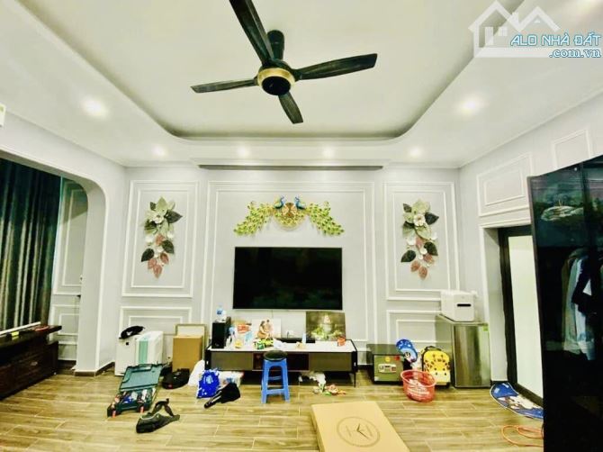 BÁN NHÀ 30M² (4.5 TẦNG) – FULL NỘI THẤT – SỔ ĐỎ RÕ RÀNG – GIÁ 4.65 TỶ-Tiện ích xung quanh - 2