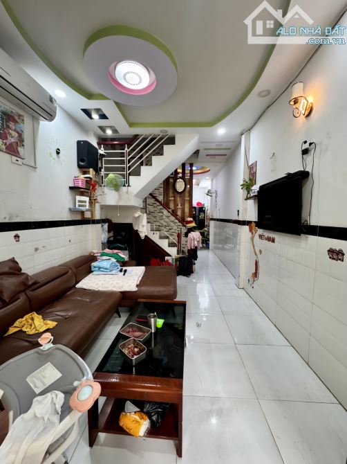 🔥 BÁN NHÀ 2 TẦNG - 39M² - NGAY TRƯỜNG CHINH - GIÁ CHỈ NHỈNH 3 TỶ 🔥