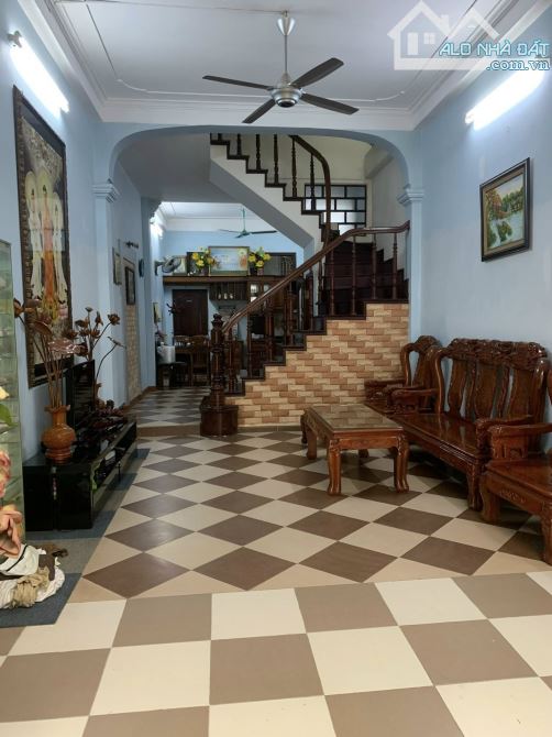 BÁN NHÀ PHỐ HOÀNG ĐẠO THÀNH, THANH XUÂN, PHÂN LÔ, VỈA HÈ, KINH DOANH, DT 63M2* GIÁ 17.8 TỶ - 2