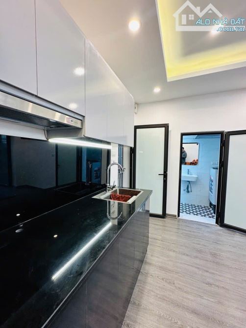 BÁN NHÀ TẬP THỂ NHÂN HÒA - 72M² - 3 NGỦ - KINH DOANH TỐT - 2