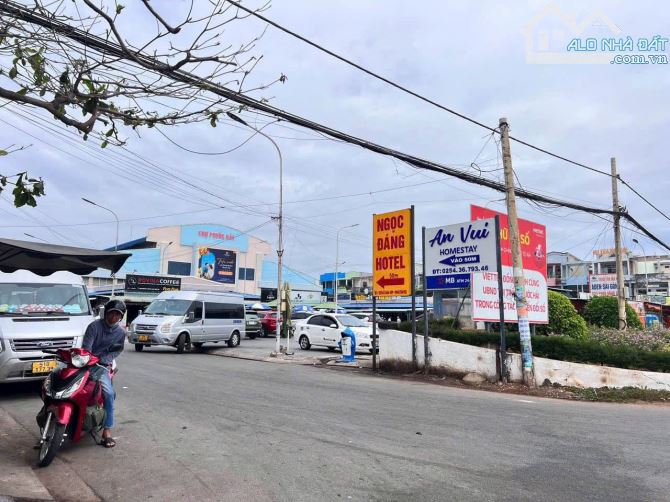 HÀNG THANH LÝ TẠI TRUNG TÂM THỊ TRẤN PHƯỚC HẢI NẰM NGAY QUÃNG TRƯỜNG PHƯỚC HẢI - 2