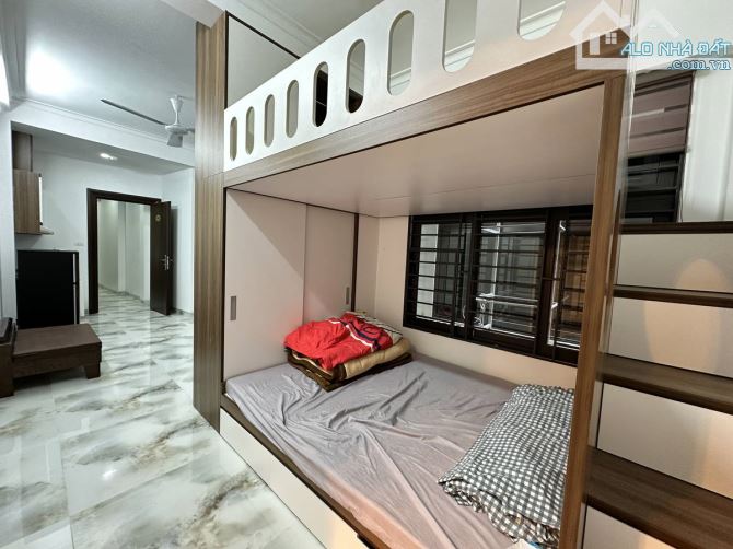 Bán Nhà Nguyễn Phúc Lai, Đống Đa 55m² , Ô Tô Đỗ Cửa , Nhà Đẹp Ở Ngay 13 Tỷ - 2
