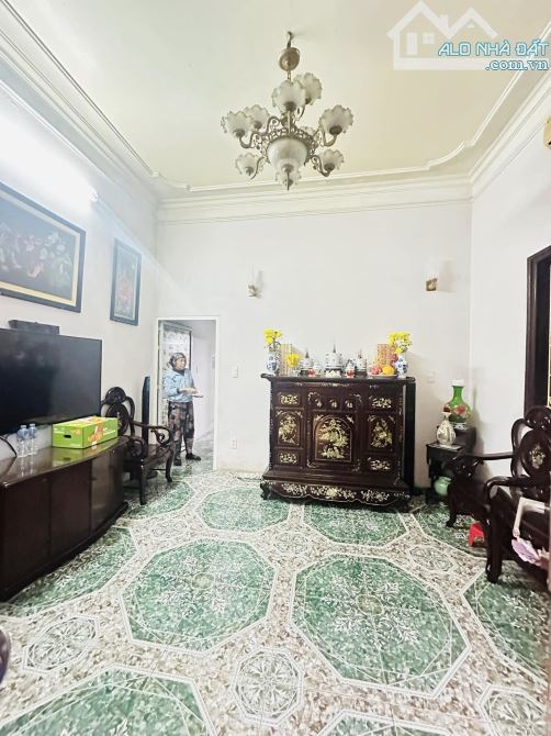 BÁN ĐẤT TẶNG NHÀ VĨNH TUY, 80M, MT 5,3M, Ô TÔ TRÁNH, PHÂN LÔ, CHỈ 20 TỶ. - 2