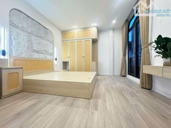 SIÊU PHẨM NHÀ ĐẸP GIÁP BÁT – LÔ GÓC HIẾM – THIẾT KẾ ĐẲNG CẤP – CÁCH Ô TÔ 15M 🔥 - 2