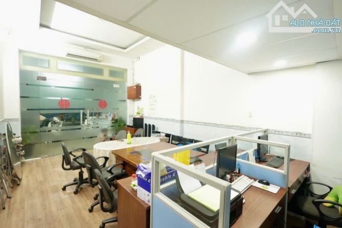 Mặt tiền Nguyễn Văn Công - 80m2 - gần chung cư Hà Đô - bệnh viện 175 - sân bay - chỉ 11tỷ2 - 2