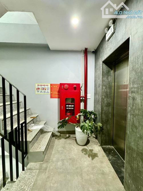 Tin Thật. Toà VP 9T thang máy Mặt phố Vũ Tông Phan, 95/106m2, MT 6.1m, 50 tỷ - 3