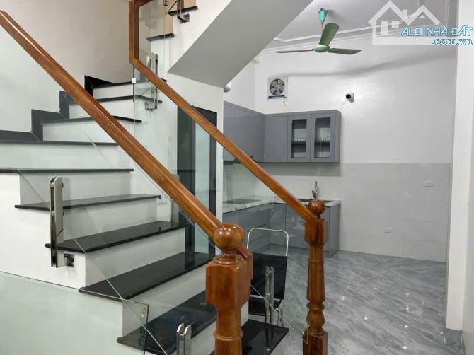 BÁN NHÀ PHÂN LÔ TRẦN QUỐC HOÀN – NHÀ ĐẸP – Ô TÔ QUA CỬA – NGÕ THÔNG – 37M2 NHỈNH 14 TỶ - 3