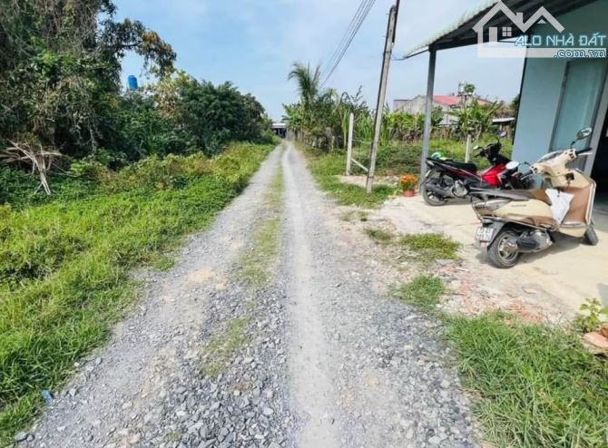 CẦN BÁN LÔ ĐẤT 200M2 - THỊ TRẤN HẬU NGHĨA - GẦN DỰ ÁN VINHOME - GIÁ QUÁ TỐT ĐẦU TƯ - 3