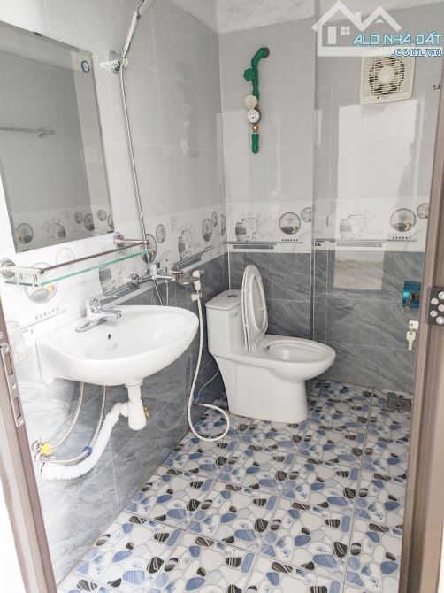 Cho thuê căn hộ mới xây nhà 2 mặt thoáng đường An Hạ 1 - 3