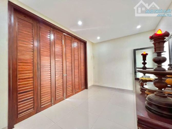 Bán tòa nhà 4 tầng thông đường 7m5 Bùi Công Trừng,Hòa Xuân,Cẩm Lệ - 3