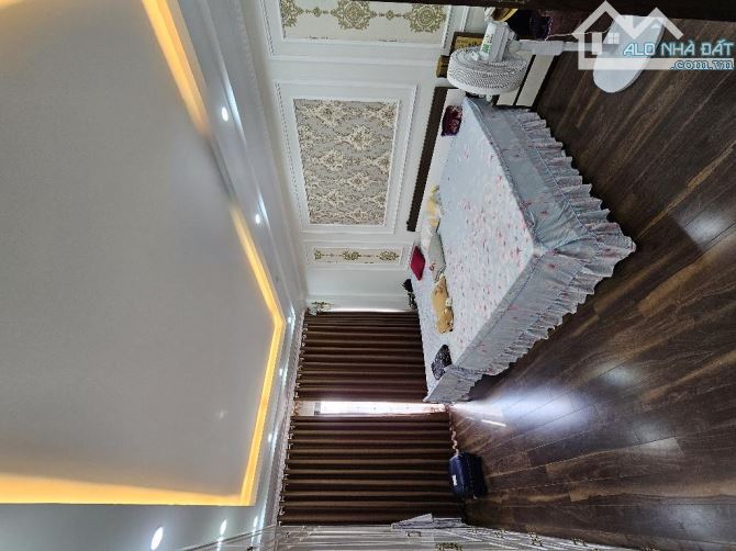 TĐC GIANG BIÊN, VỈA HÈ, 3 Ô TÔ TRÁNH, NỘI THẤT CAO CẤP, DT 44M2, 5 TẦNG, CHỈ 9.5 TỶ - 3