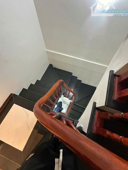 BÁN NHÀ MINH KHAI BẮC TỪ LIÊM 31M 6 TẦNG MT 6.4M 5.5 TỶ - 3