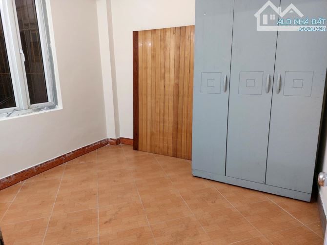 Bán CCMN 50m2, 2PN phố Tôn Thất Tùng, quận Đống Đa, cách phố 50m, giá 1.6 tỷ - 3