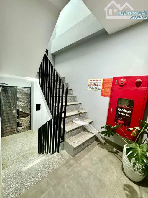 Tin Thật. Toà VP 9T thang máy Mặt phố Vũ Tông Phan, 95/106m2, MT 6.1m, 50 tỷ - 4