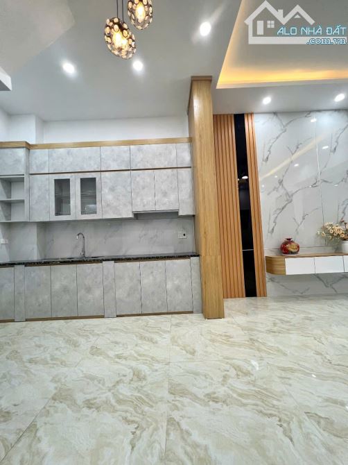 cần bán nhà 3 tầng ngõ 42 mai hắc đế, ngay cổng khu ĐT TUỆ TĨNH - 4