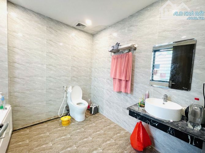 Luxury Kiến Hưng hoàn thiện đẹp thang máy vỉa hè rộng - 4