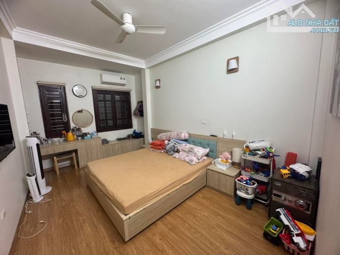 Đại Kim - Phân lô oto, vỉa hè 2 bên - 51m*5T - 18 Tỷ - Không đăng ảo - 4