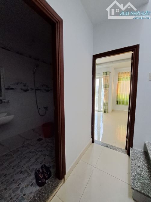 NHÀ CHO THUÊ NGUYÊN CĂN TẠI HẺM 845 ĐƯỜNG NGUYỄN BÌNH. - 5