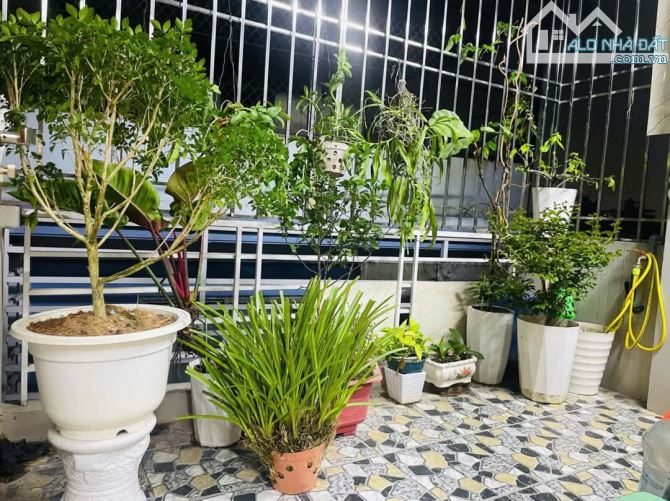 BÁN NHÀ PHỐ TRƯƠNG ĐỊNH 35M2 NGÕ QUA NHÀ THÔNG, RỘNG THOÁNG GIÁ 5,8 TỶ - 5