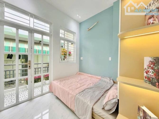 Bán Nhà khu Nguyễn Văn Nghi, Chợ Gò Vấp 30m2 Nhỉnh 3 Tỉ - 5