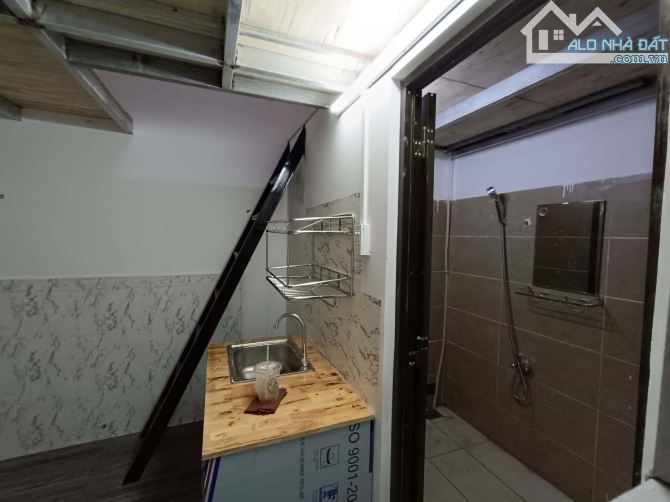 Cho thuê phòng MT Đinh Bộ Lĩnh, P.26, 25m2 NT cơ bản, 3.1tr - 5