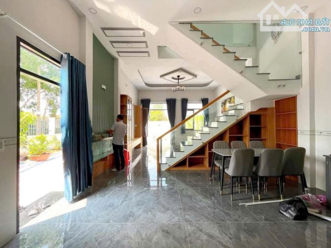 Biệt thự nhà vườn ngang 11m lô góc 2 mặt tiền mới, đẹp, giá tốt - 5