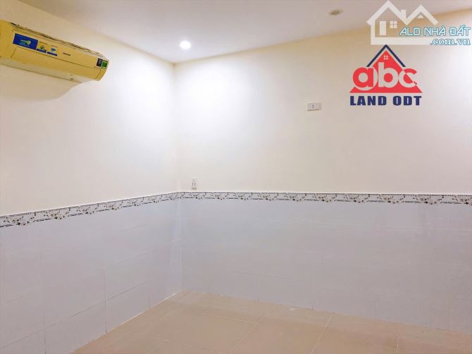 Np050 ➡️ BÁN NHÀ THỔ CƯ SAU LƯNG PCCC NGAY NGÃ 4 TÂN PHONG .  • diện tích 5m x 19m ( 95m2 - 6