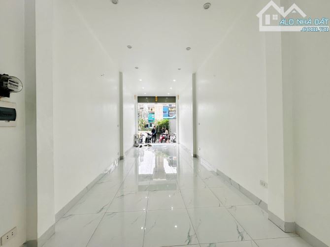 Bán nhà mặt phố Quang Trung, DT 40m2, 5 tầng, MT 3,5m, Vỉa hè, Ô tô, Kinh doanh, giá 13 tỷ - 6