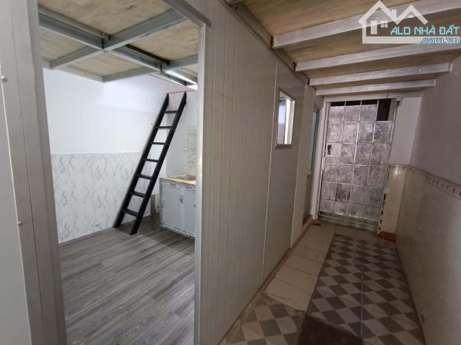 Cho thuê phòng MT Đinh Bộ Lĩnh, P.26, 25m2 NT cơ bản, 3.1tr - 6