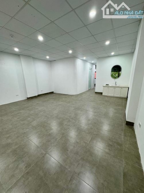 Tin Thật. Toà VP 9T thang máy Mặt phố Vũ Tông Phan, 95/106m2, MT 6.1m, 50 tỷ - 8
