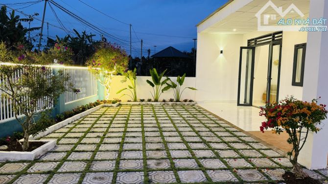 Bán Biệt thự Bảo Lộc 619m2  Đường nhựa. Đất có view siêu đẹp. Giá Thân Yêu  5,4 triệu /m2 - 8