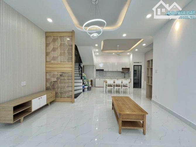 🏠 CẦN BÁN NHÀ ĐẸP PHÚ NHUẬN - 64M² - 4PN - NỞ HẬU - CHỈ 7,3 TỶ💸 - 8