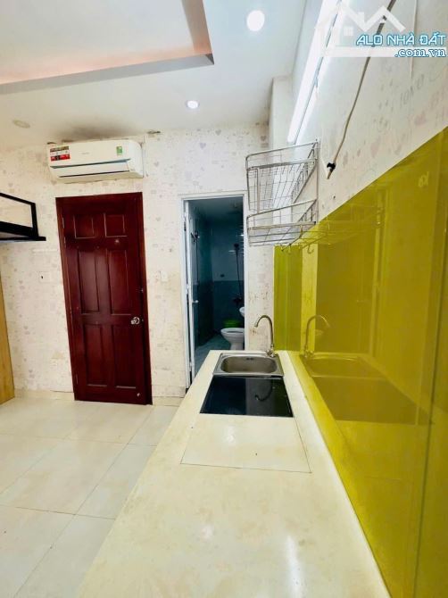 🏠 CẦN BÁN CHDV HẺM Ô TÔ THÔNG - 42M² - 5 TẦNG - DOANH THU 32TR/THÁNG - CHỈ 7,7 TỶ💸 - 9