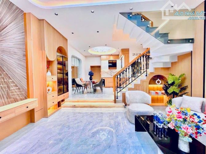 NHÀ ĐẸP BÌNH TÂN, DT 67,5M2 - 4 TẦNG - NGAY 4 XÃ - CÁCH MT LÊ VĂN QUỚI CHỈ 50M - ÔTÔ NGỦ N
