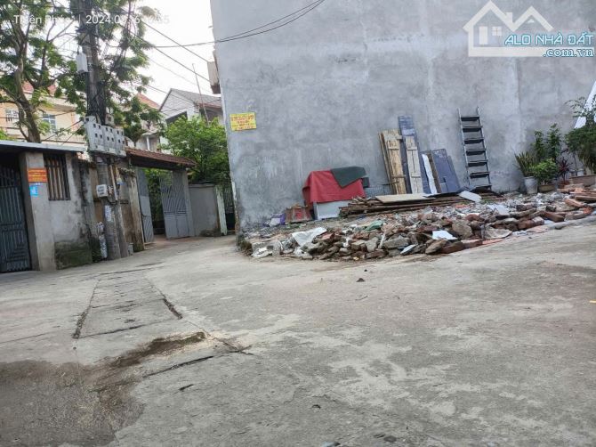 Lô đất 63m2 Nhân Huệ, Đồng Mai: Lô góc 3 mặt thoáng_Ngõ thông ôtô 7 chỗ qua_Pháp lý chuẩn