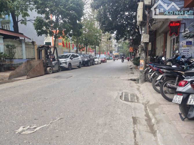 BÁN nhà Thanh Bình Hà Đông, LÔ GÓC 7 tầng, THANG MÁY, O TÔ TRÁNH, hơn 21 tỷ