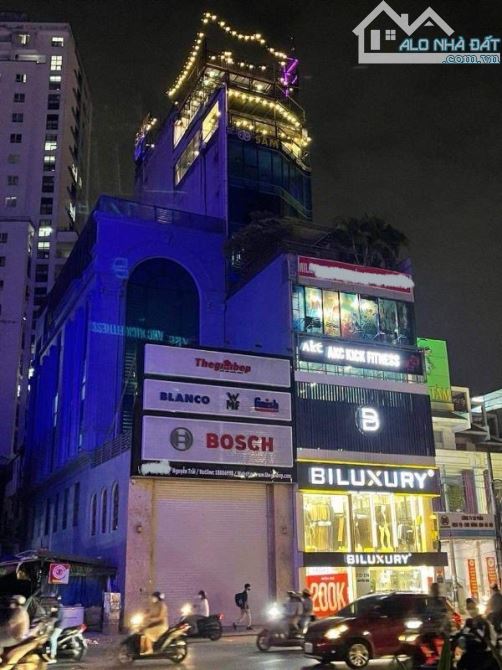 MP Nguyễn Trãi Biulding 12 Tầng DT 228m MT gần 8m lô góc. Dòng tiền 6ty/ nam