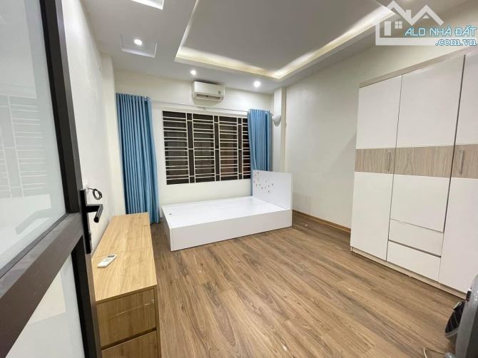 Bán Nhà Trần Cung, Cầu Giấy - 56m², 4 Tầng, Lô góc, Kinh Doanh. Giá 9.5 Tỷ