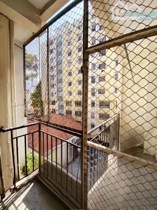 C/C Cao Thắng Q3: Căn Hộ 2PN, Diện tích gần 40m2, View Thoáng, SHR Vĩnh Viễn, Giá Chỉ 2.2