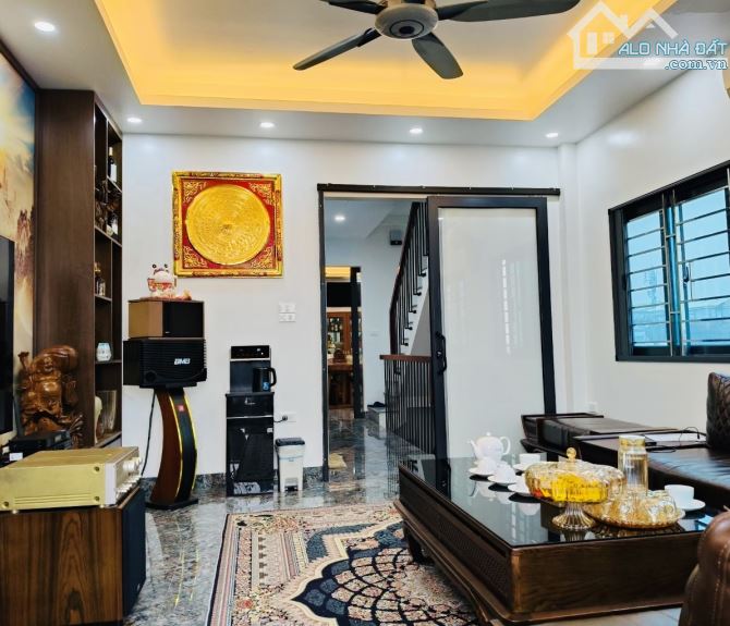 Nhà đẹp ngõ thông ô tô tải chạy vòng quanh 60m Nguyên Khê zá rẻ - 1