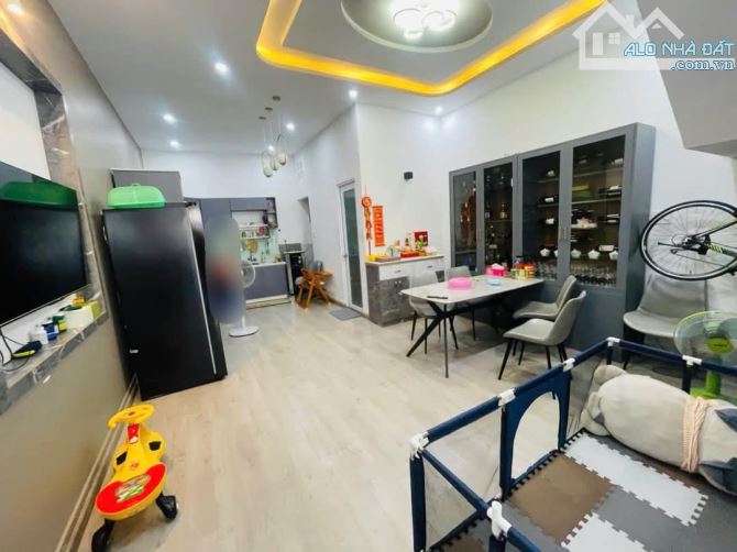 Bán nhà 2 lầu mới đẹp hẻm ô tô đường Xô Viết Nghệ Tĩnh - 1